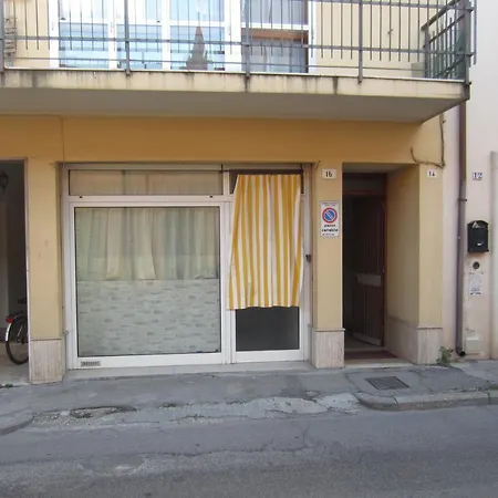 Independent In Center Cattolica